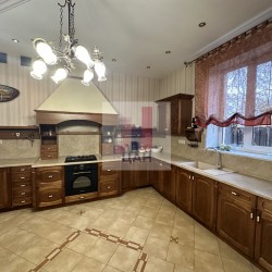 продажа  дом 240 м2 / Михайловская Слобода, 216